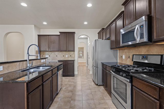 706 Harwood DR, San Marcos, TX 78666
