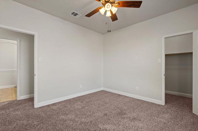706 Harwood DR, San Marcos, TX 78666