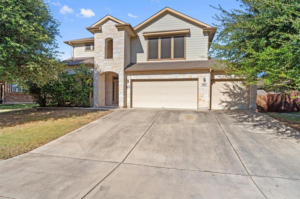 706 Harwood DR, San Marcos, TX 78666