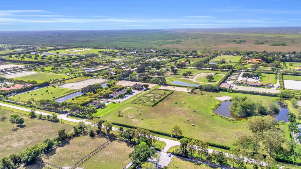 Image 26 of property listing at 13220 55th Street S, Wellington, FL 33449