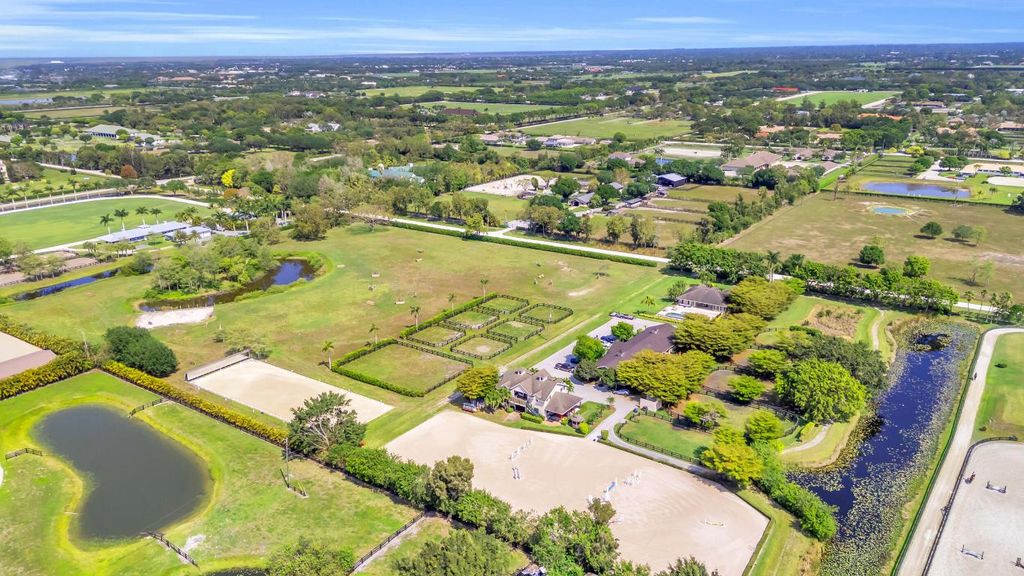 Image 30 of property listing at 13220 55th Street S, Wellington, FL 33449