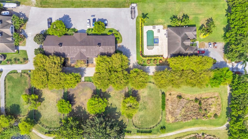 Image 33 of property listing at 13220 55th Street S, Wellington, FL 33449