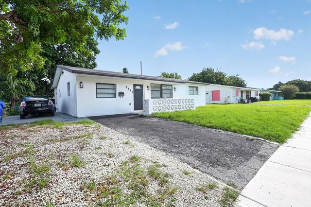 5845 ARTHUR Street, Hollywood, FL 33021