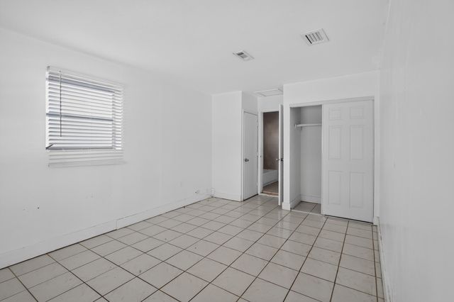 5845 ARTHUR Street, Hollywood, FL 33021