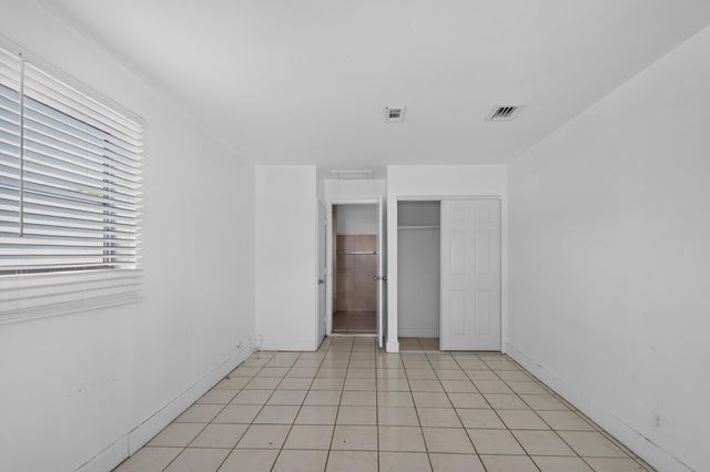 5845 ARTHUR Street, Hollywood, FL 33021