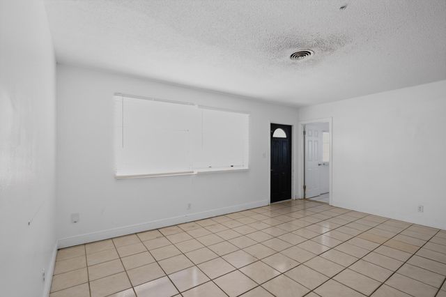 5845 ARTHUR Street, Hollywood, FL 33021