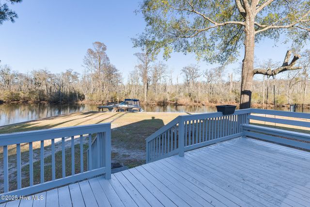 107 Knotline Road, New Bern, NC 28562