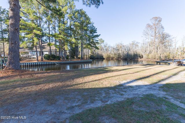 107 Knotline Road, New Bern, NC 28562