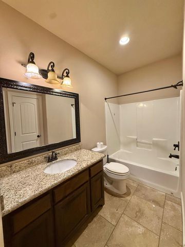 177 Sterling Ridge Drive, Nederland, TX 77627