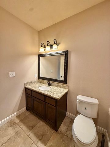 177 Sterling Ridge Drive, Nederland, TX 77627