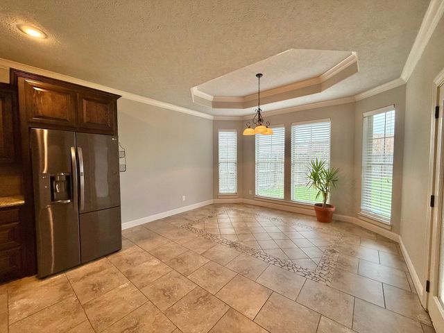 177 Sterling Ridge Drive, Nederland, TX 77627