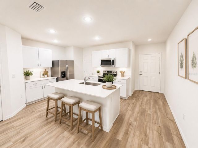 3754 KING HILL DRIVE, Haines City, FL 33844