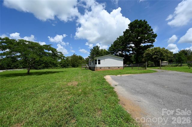 108 Daves Road, York, SC 29745