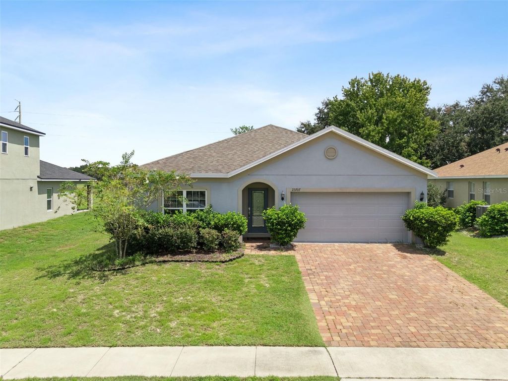 23707 COMPANERO DRIVE, Sorrento, FL 32776