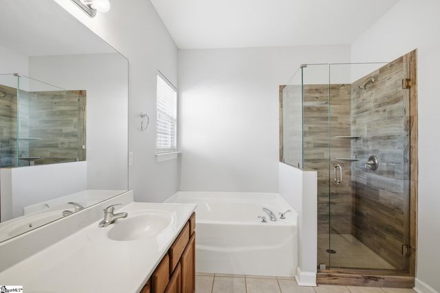 1049 Blythwood Drive, Piedmont, SC 29673