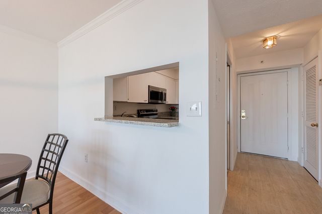 2870 Pharr Court South NW 2602, Atlanta, GA 30305