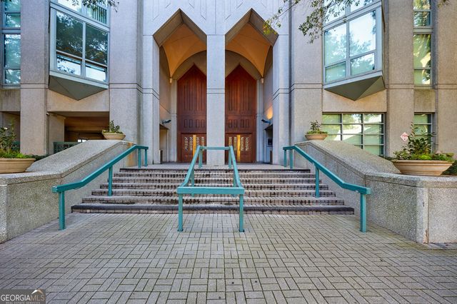 2870 Pharr Court South NW 2602, Atlanta, GA 30305