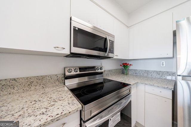 2870 Pharr Court South NW 2602, Atlanta, GA 30305