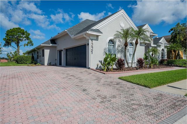 1221 VISTA HILLS DRIVE, Lakeland, FL 33813