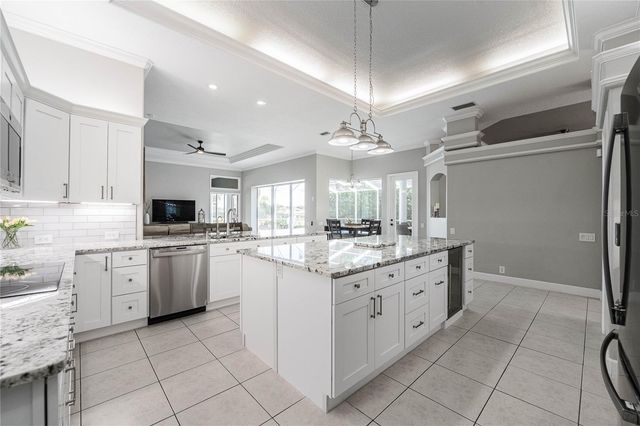 1221 VISTA HILLS DRIVE, Lakeland, FL 33813