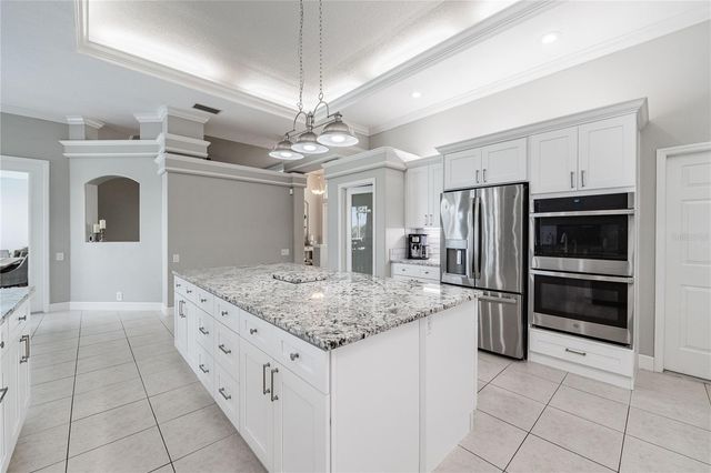 1221 VISTA HILLS DRIVE, Lakeland, FL 33813