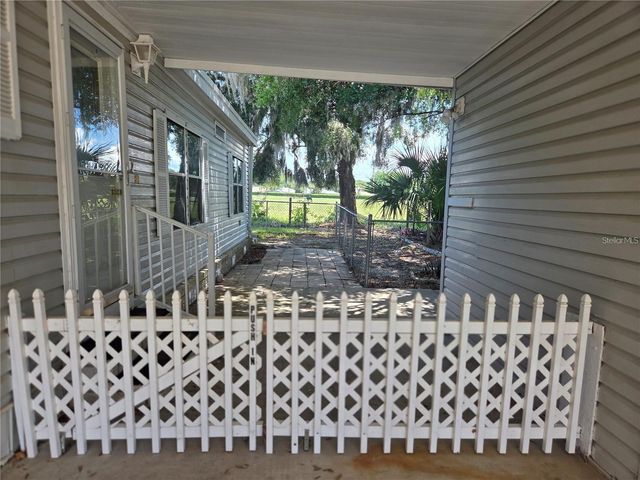3224 MANATEE ROAD, Tavares, FL 32778
