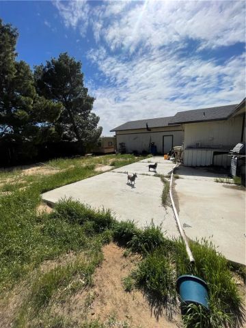 36363 Serra, Hinkley, CA 92347