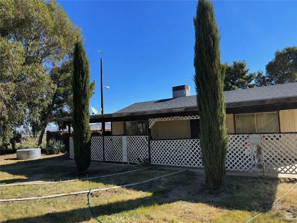 36363 Serra, Hinkley, CA 92347