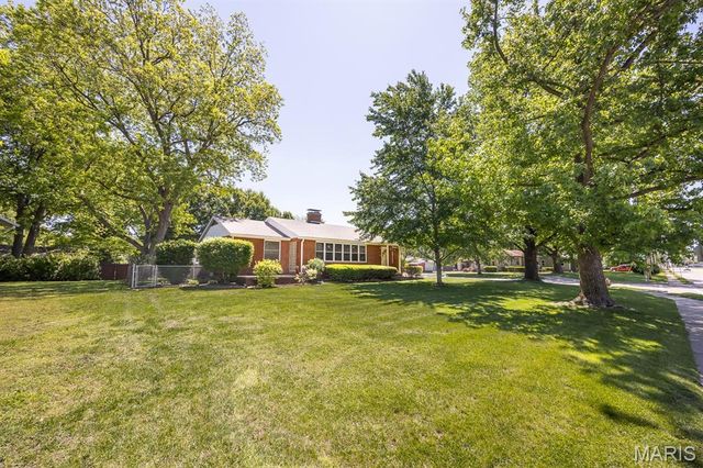 402 N 6th Street, Mascoutah, IL 62258