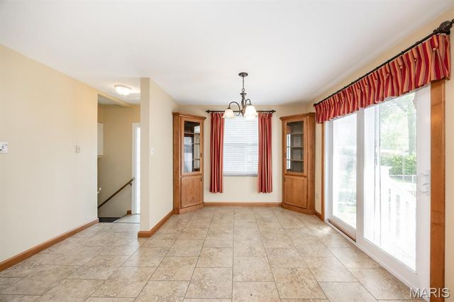 402 N 6th Street, Mascoutah, IL 62258