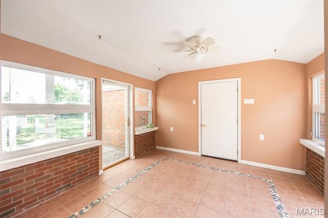 402 N 6th Street, Mascoutah, IL 62258