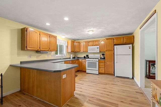 496 Loudon Road, Pittsfield, NH 03263