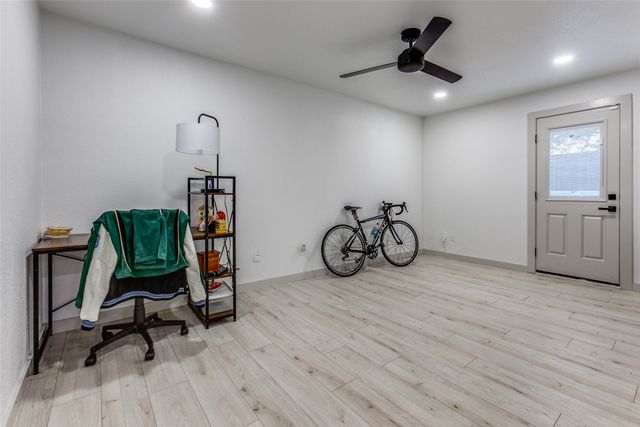 5937 E University Boulevard 130, Dallas, TX 75206