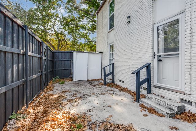 5937 E University Boulevard 130, Dallas, TX 75206