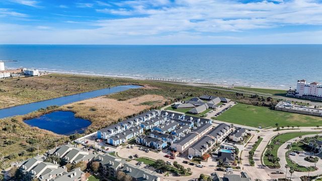 3506 Cove View Boulevard 1311, Galveston, TX 77554