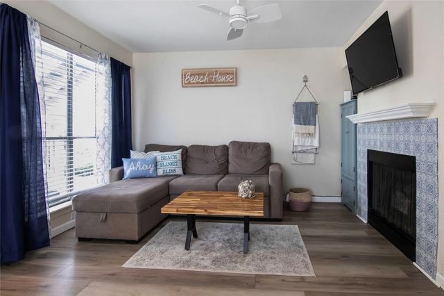 3506 Cove View Boulevard 1311, Galveston, TX 77554