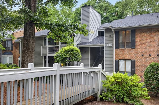 123 Warm Springs Centers, Roswell, GA 30075