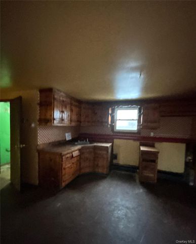 1181 Ocean Avenue, Bay Shore, NY 11706