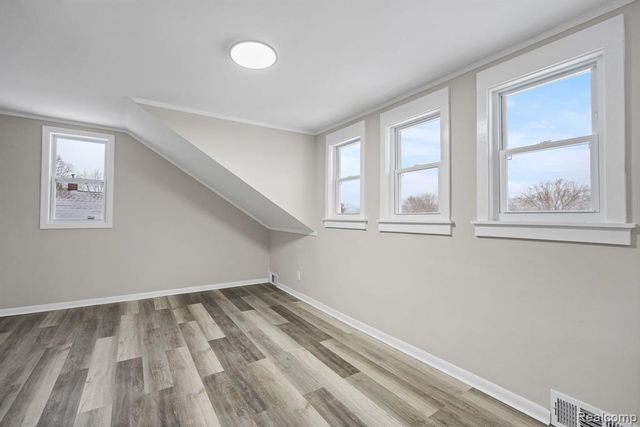 21902 Ridgeway Street, Saint Clair Shores, MI 48080