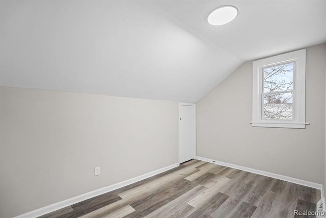 21902 Ridgeway Street, Saint Clair Shores, MI 48080