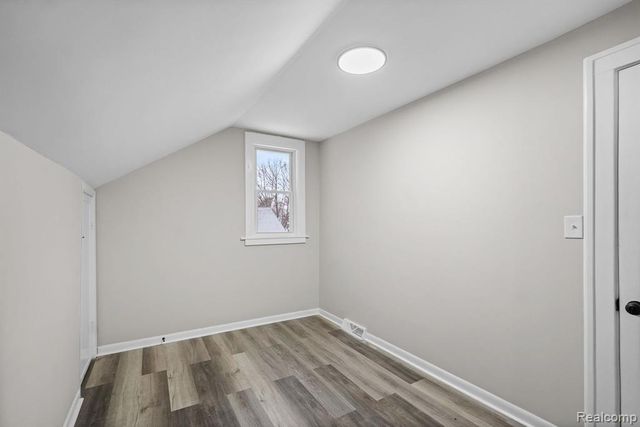 21902 Ridgeway Street, Saint Clair Shores, MI 48080