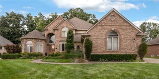 54868 Spyria Drive, Shelby Charter Township, MI 48315