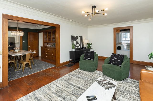 3318 School Street, Des Moines, IA 50311