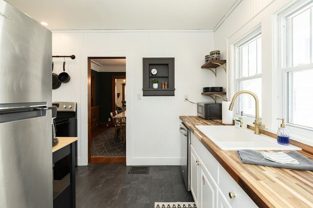 3318 School Street, Des Moines, IA 50311