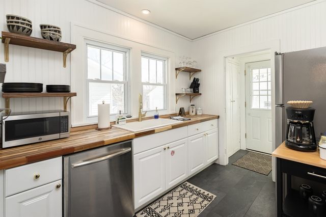 3318 School Street, Des Moines, IA 50311