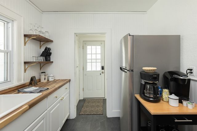 3318 School Street, Des Moines, IA 50311