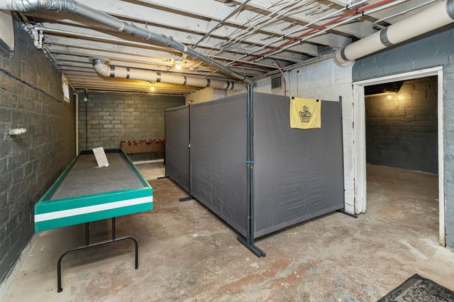 3318 School Street, Des Moines, IA 50311