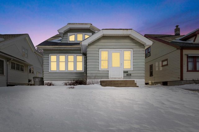 1828 N 55th STREET, Milwaukee, WI 53208