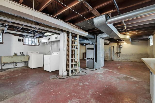 1828 N 55th STREET, Milwaukee, WI 53208