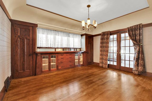 1828 N 55th STREET, Milwaukee, WI 53208